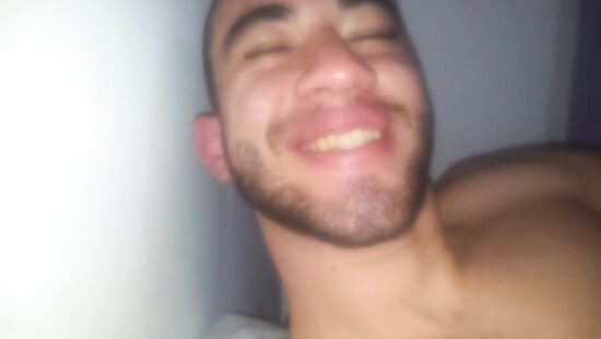 Comi essa tezuda...